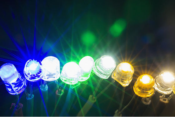 주문 전기 자기 호환성 인증으로 LED 램프 성능을 향상 online manufacture